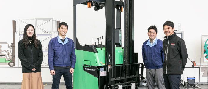 新型フォークリフトの開発